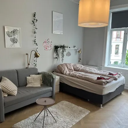 Frogner - 212 Sqm, Pool Table, 3 Bathrooms * Осло