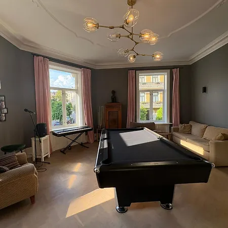 Frogner - 212 Sqm, Pool Table, 3 Bathrooms Leilighet