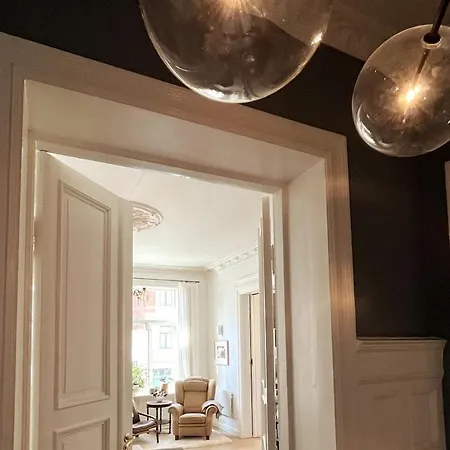 Frogner - 212 Sqm, Pool Table, 3 Bathrooms 오슬로
