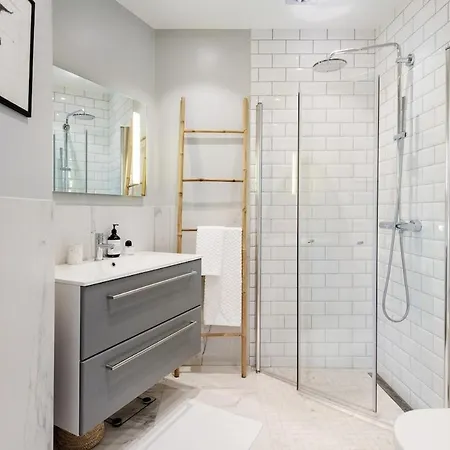 Frogner - 212 Sqm, Pool Table, 3 Bathrooms * 오슬로
