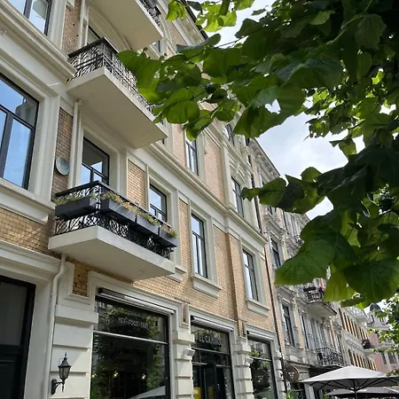 Frogner - 212 Sqm, Pool Table, 3 Bathrooms 오슬로